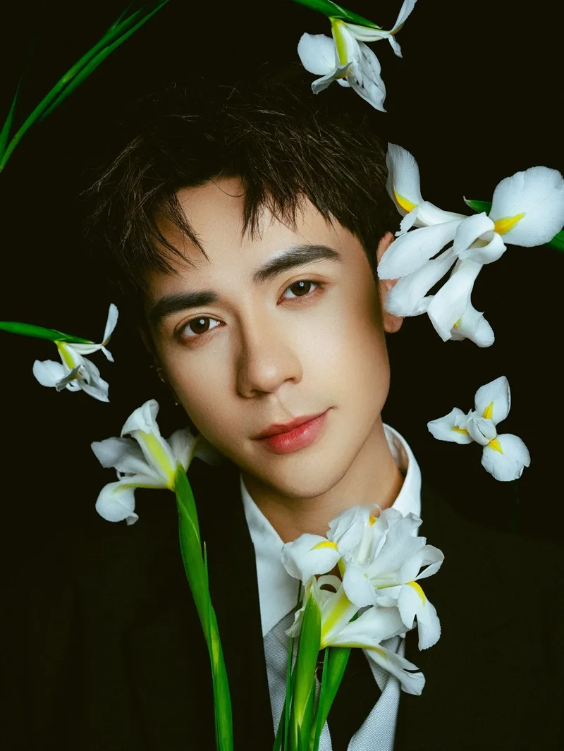 Tiểu sử Quang Hùng MasterD và hành trình nỗ lực vươn mình thành ngôi sao sáng.