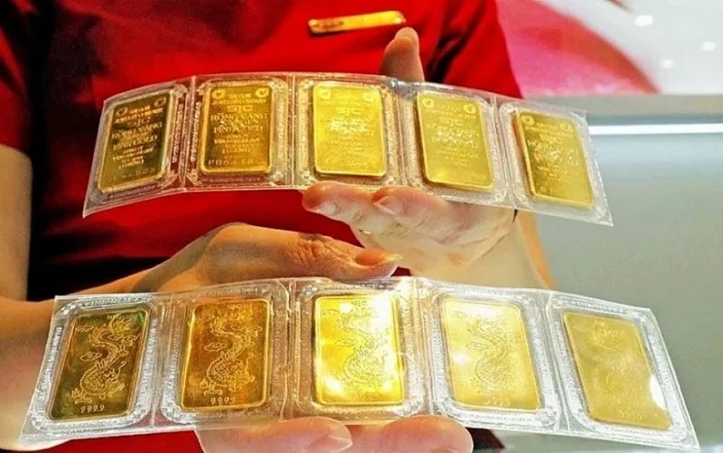 Động thái điều chỉnh lãi suất của Fed và căng thẳng địa chính trị tác động trực tiếp đến giá vàng.
